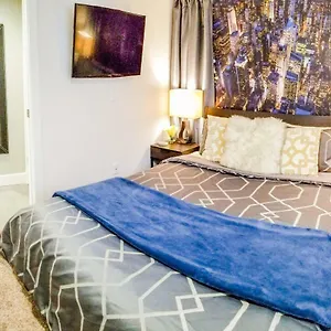https://modern-seattle-oasis.seattlehotelsites.com
